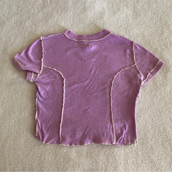bdg ★ purple stretch fitted short sleeve contrast stitch crop top - Picture 2 of 7